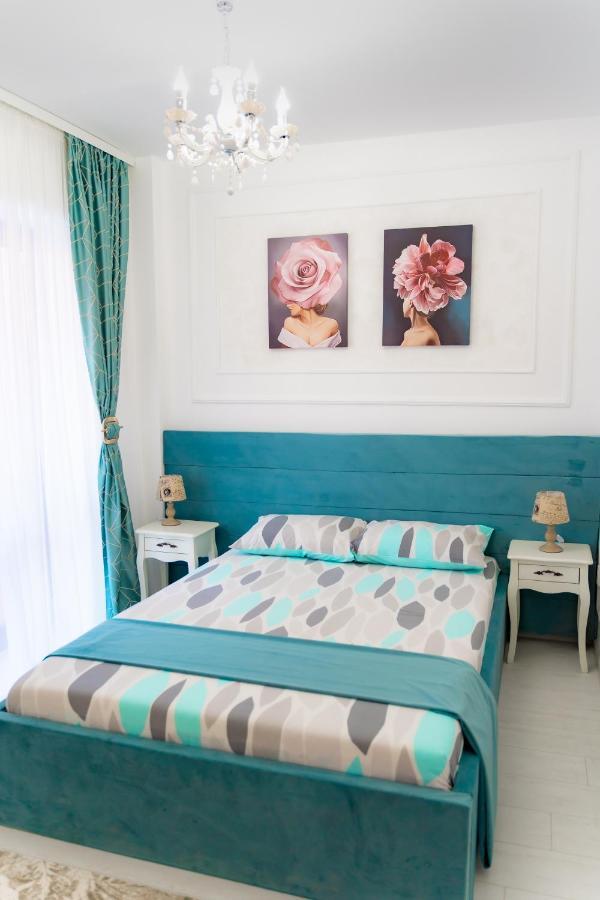 Unique Hotel Apartments Iasi Bagian luar foto