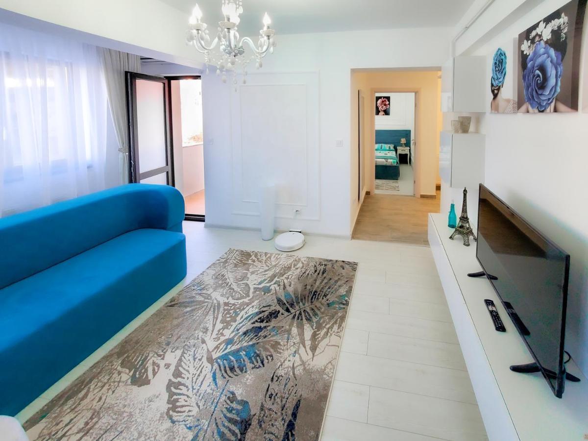 Unique Hotel Apartments Iasi Bagian luar foto