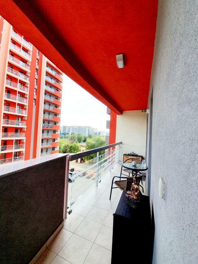 Unique Hotel Apartments Iasi Bagian luar foto
