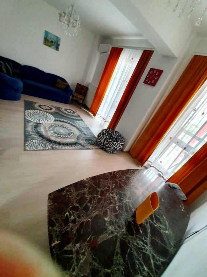 Unique Hotel Apartments Iasi Bagian luar foto